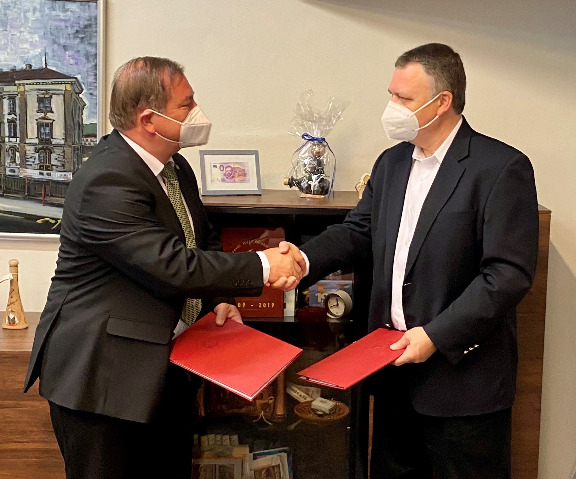 Professor Pavol Sovák, the Rector of Pavol Jozef Šafárik University and Dr. Danilák