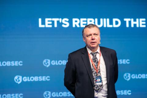 Rado Danilak presenting at GLOBSEC 2021 Bratislava Forum